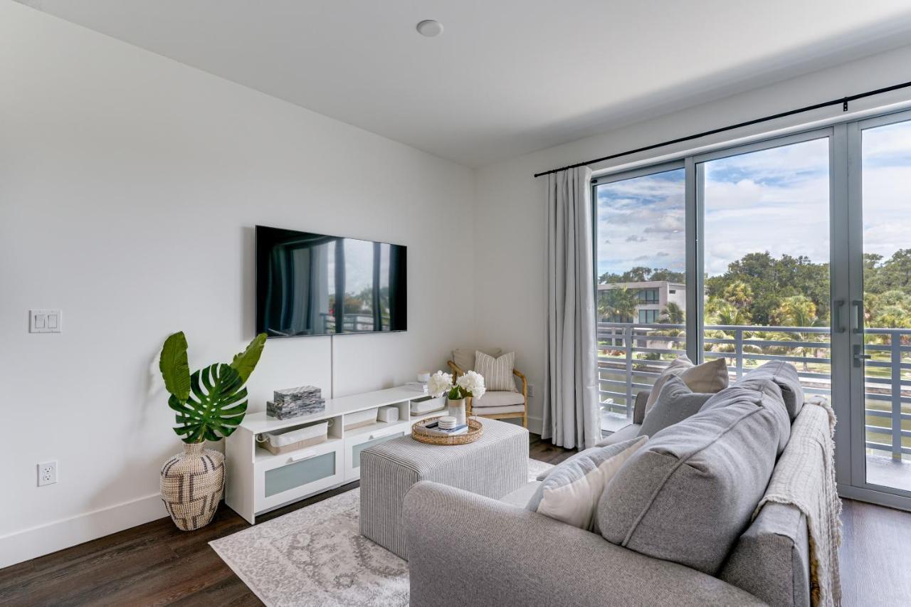 All-New, Waterfront Condo In Downtown Sarasota! Kültér fotó